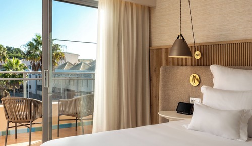 Classic Double or Twin Room, Resort View