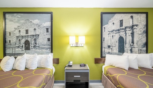 Room, 2 Queen Beds, Non Smoking