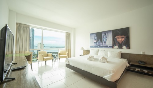 Junior Suite, 1 King Bed, Ocean View