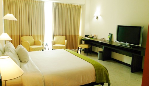 Deluxe Room, 1 King Bed