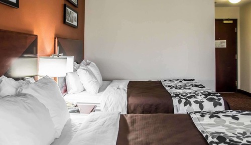 Standard Room, 2 Queen Beds, Non Smoking