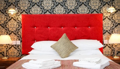 Double Room, 1 King Bed, Accessible