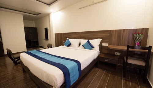 Superior Double Room, 1 King Bed, City View