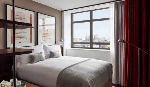 Premium Room, 1 Queen Bed, City View