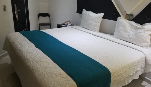 Deluxe Room, City View