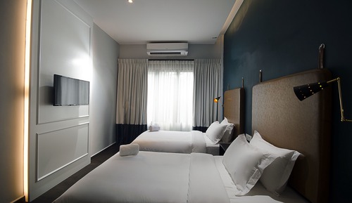 Deluxe Twin Room