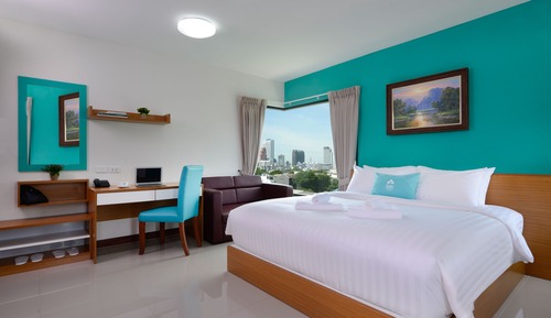 Deluxe Room, Corner