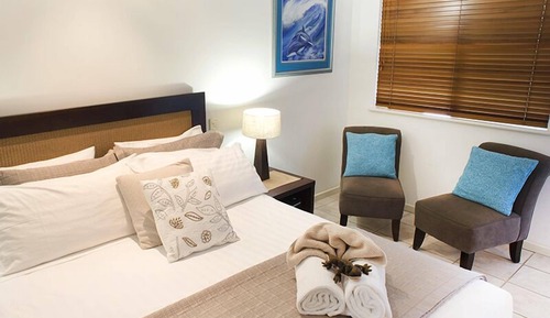 King Spa Suite (Room 1)