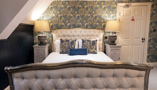 Classic Double Room