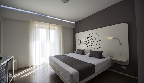 Deluxe Suite, 1 King Bed with Sofa bed, Terrace