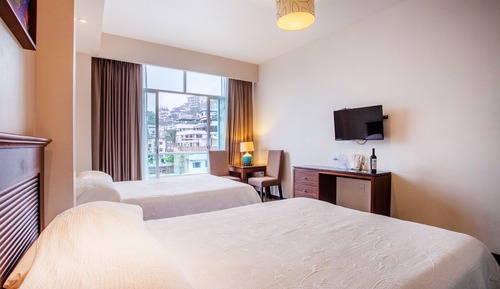 Twin Room with Private Bathroom