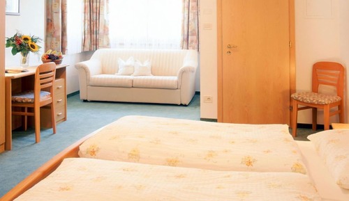 Triple Room, Balcony