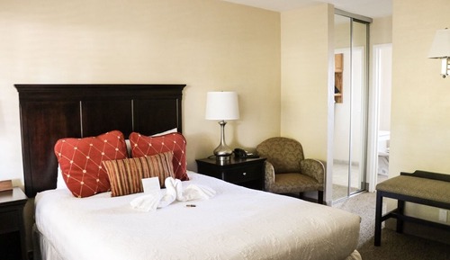 Deluxe Room, 1 Queen Bed