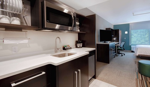 Studio, 1 Queen Bed, Accessible, Bathtub (Mobility & Hearing)