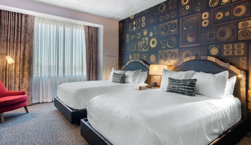 Room, 2 Queen Beds, Non Smoking