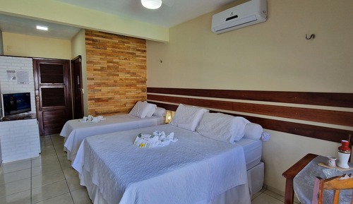 Deluxe Suite, 2 Bedrooms, Pool Access