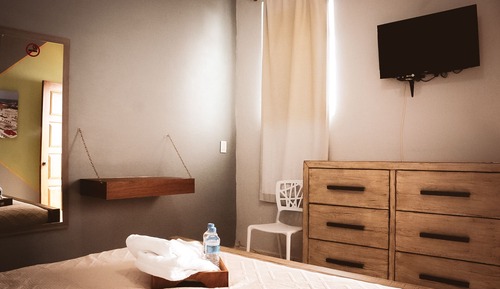 Double Room, 1 King Bed