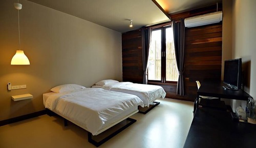 Standard Twin Bed 