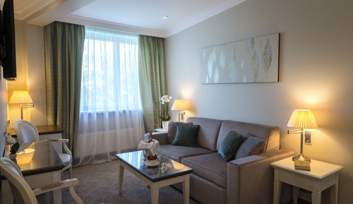 Suite, 1 King Bed
