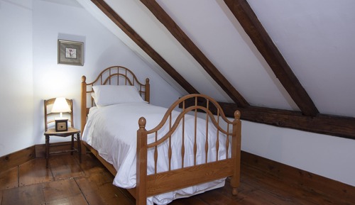Grand Triple Room, Multiple Beds, Private Bathroom, Garden View