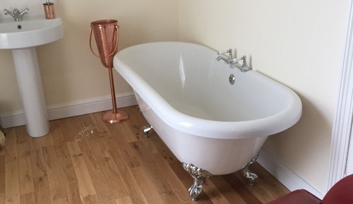 Double Room, Bathtub (Christchurch Room)
