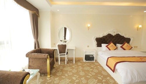 Deluxe Room, 1 King Bed
