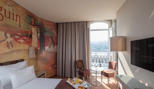 Twin Room, River View