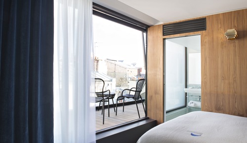 Deluxe Double Room -Terrace with Spa Access