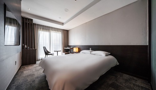 Superior Double Room City View (1 Double Bed)