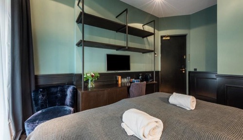 City Double Room (Nightlife experience room)