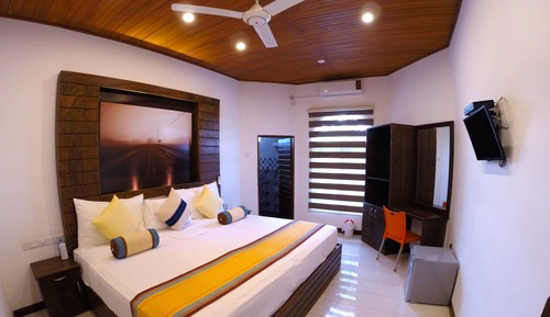 Deluxe Triple Room