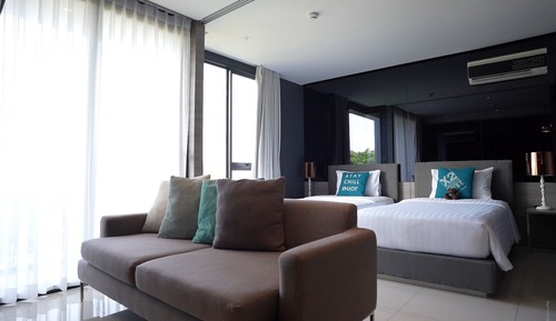 One Bedroom Deluxe Twin Pet Friendly (2nd floor)