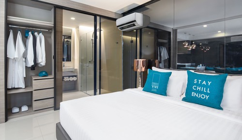 One Bedroom Deluxe Double Pet Friendly (2nd Floor)
