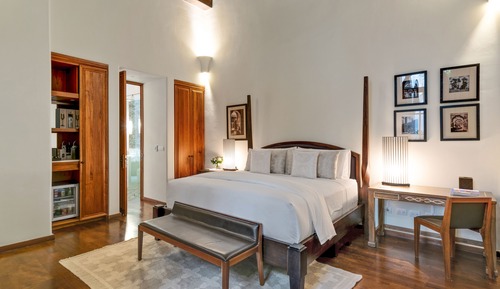 Deluxe Room, 1 King Bed