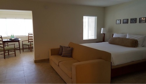 Deluxe Studio, 1 King Bed, Kitchen, Ground Floor