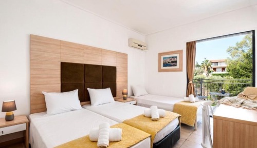 Triple Room, Mountain View