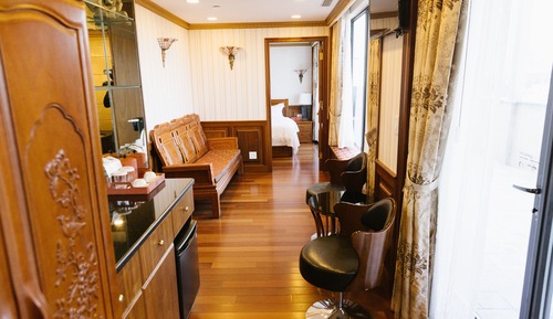 Deluxe Penthouse, 1 King Bed, Balcony