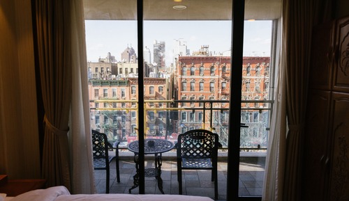 Deluxe Room, 1 King Bed, Balcony