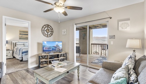 Condo, 2 Bedrooms