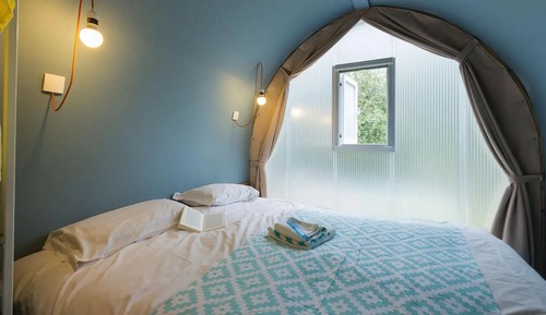 Basic Tent, Shared Bathroom