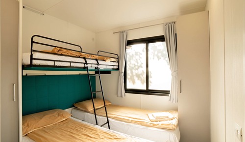 Mobile Home, 2 Bedrooms, Lake View