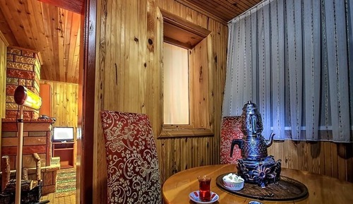 Deluxe Bungalow
