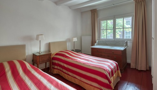 Traditional Condo