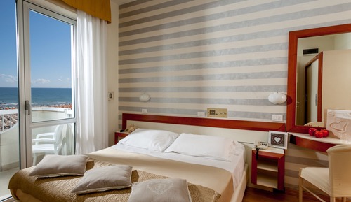 Room, Sea Facing