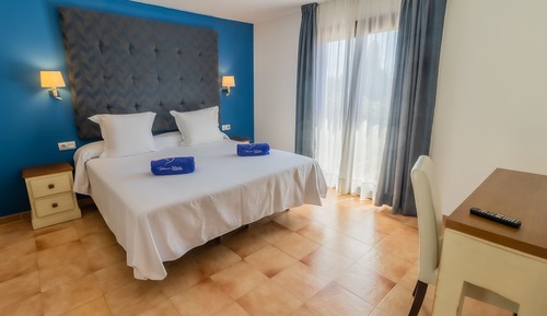 Suite, 1 Bedroom, Terrace, Pool View