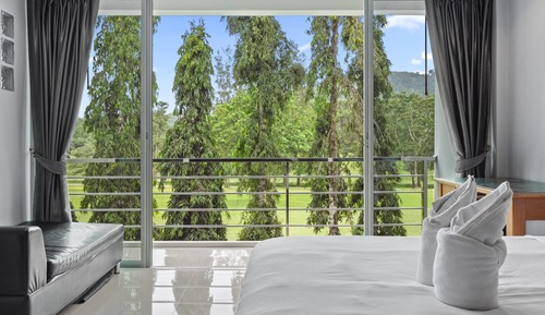 Family Townhome, 5 Bedrooms, Golf View