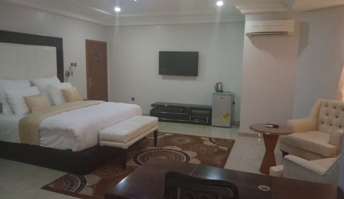 Executive Suite