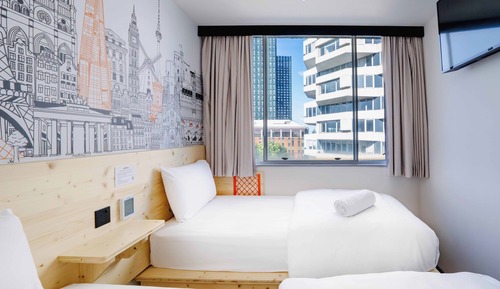 Twin Room (renovated)