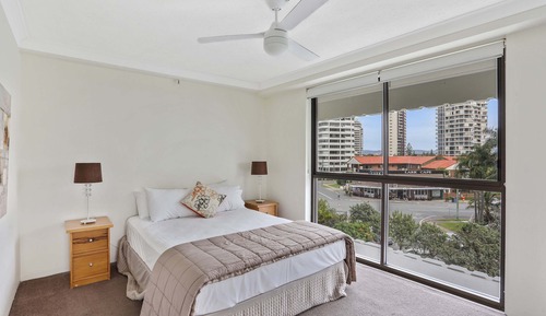 3 Bedroom Marina View Apartment