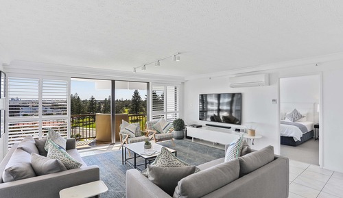 Superior Three Bedroom Apartment